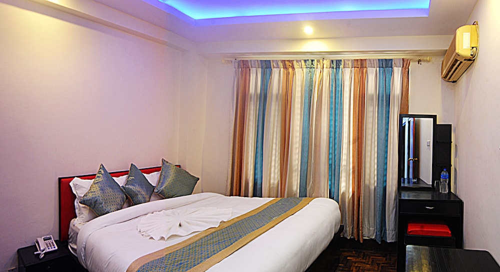 Hotel Gallery Nepal 11/25