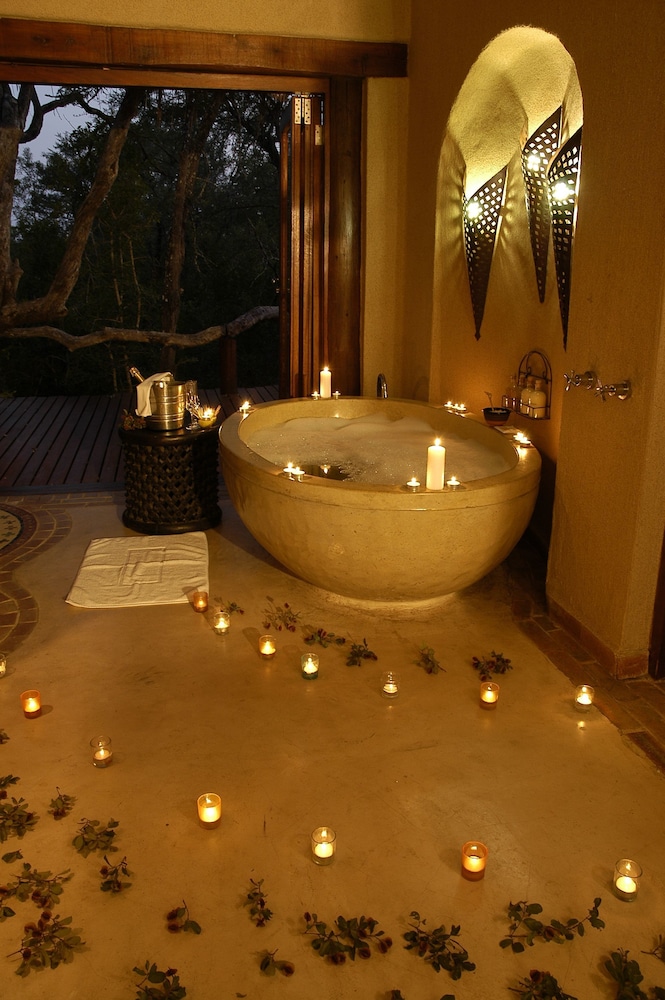 Simbambili Game Lodge 8/59