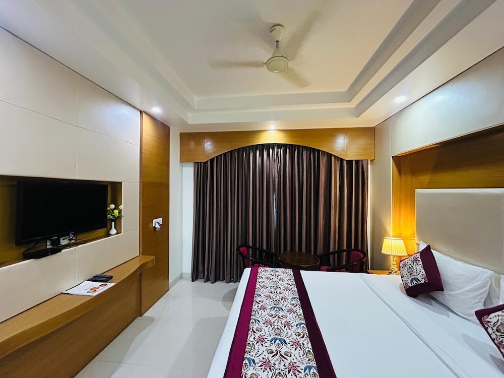 Hotel Anand International 19/46