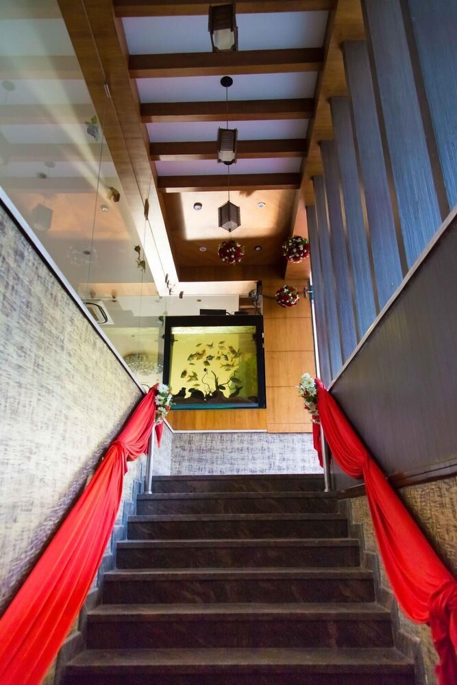 HOTEL PRINCE GARDENS 13/31