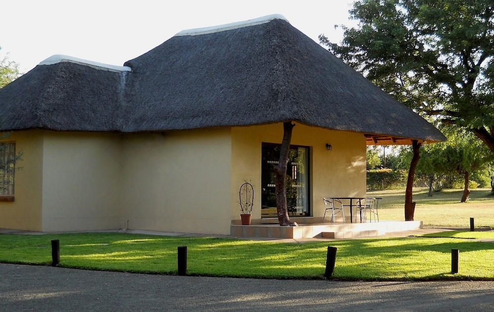Komati River Chalets 2/50