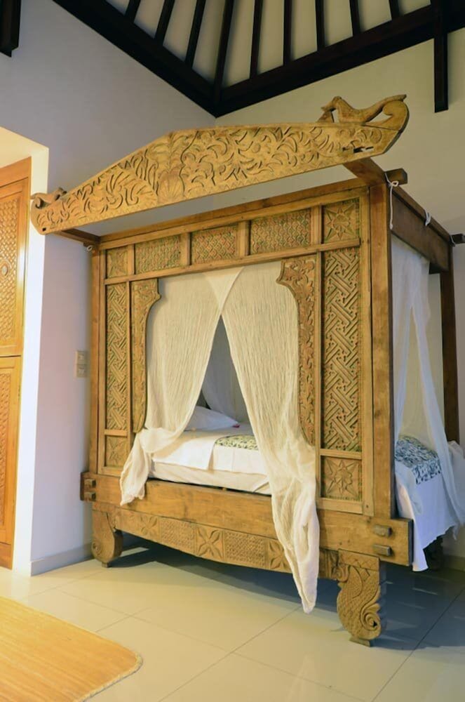 Frangipani Beach Villa 38/68
