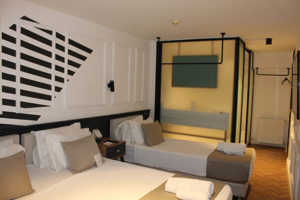 Elan Hotel Istanbul Pera 24/72