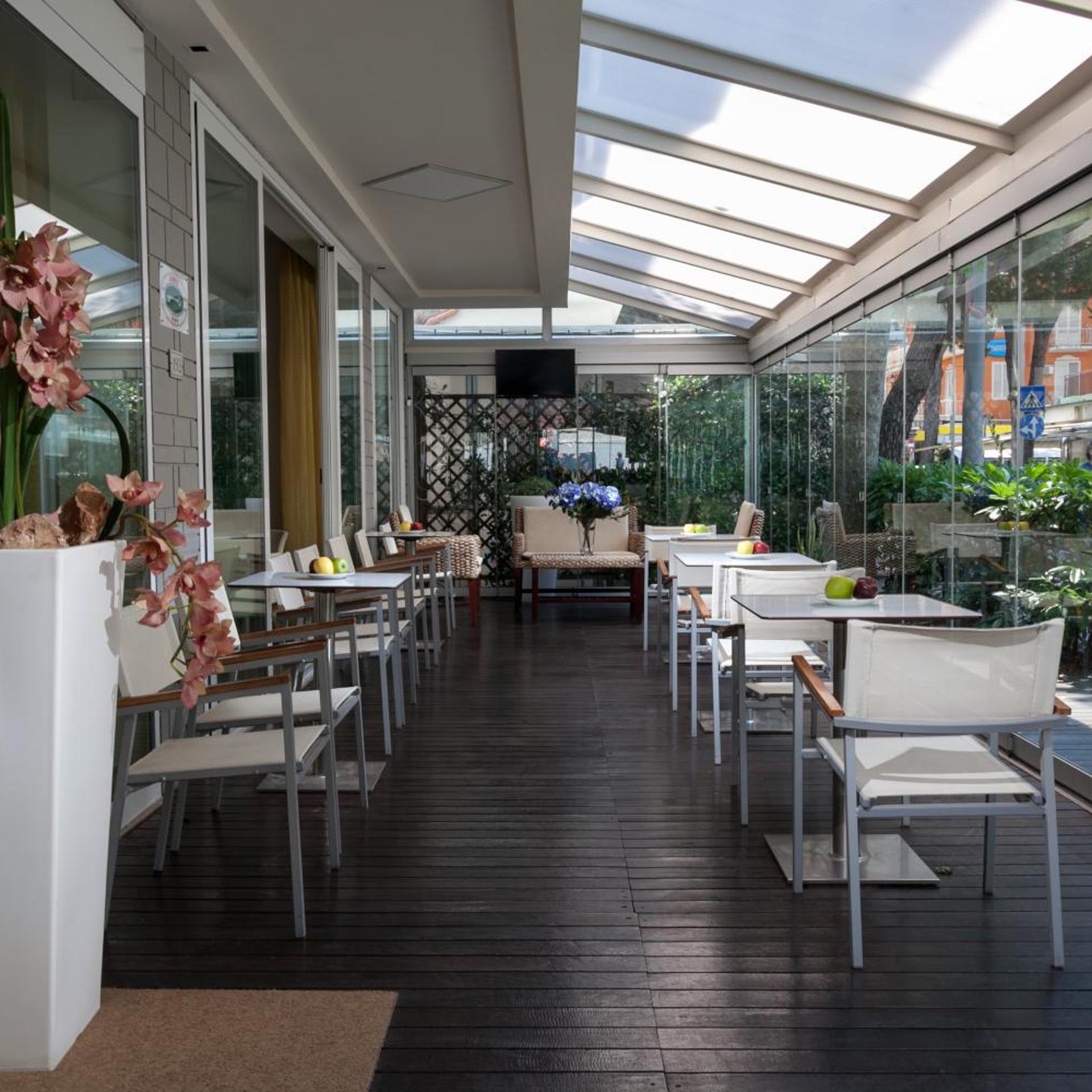 Hotel Mon Pays 37/50