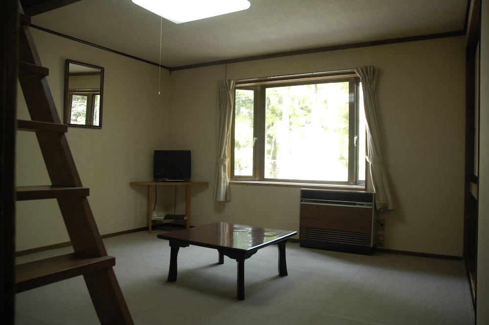 Hakuba Iwatake Lodge Gakuyuso 19/40