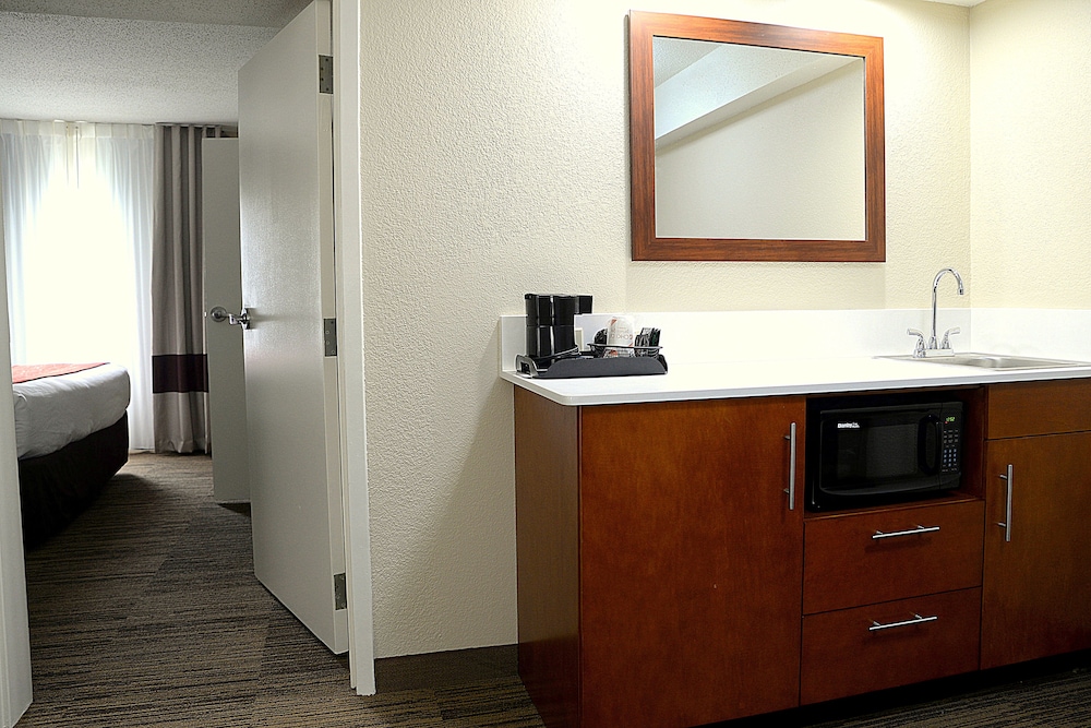 Comfort Inn University Durham Chapel Hill Formerly Comfort Inn University 13/32