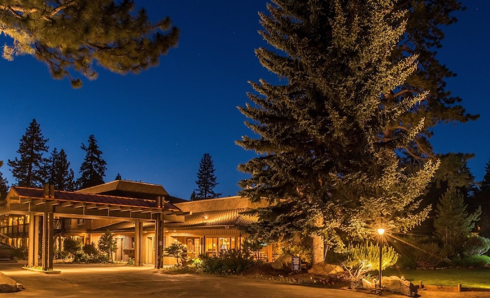 Station House Inn South Lake Tahoe 64/71