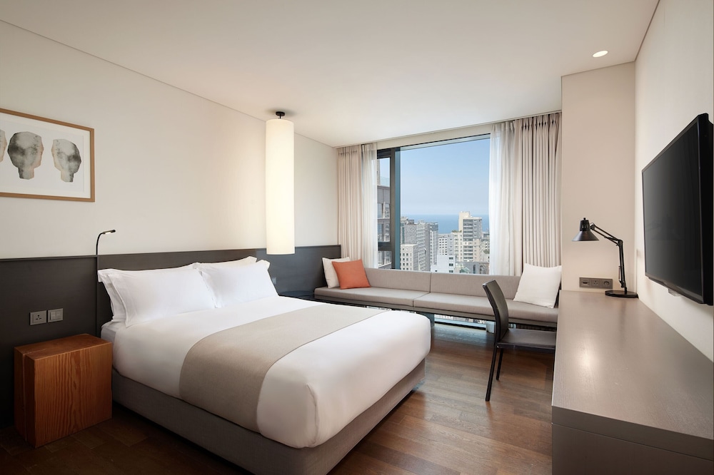 غرفة ديلوكس مزدوجة، Shilla Stay Jeju 2/8
