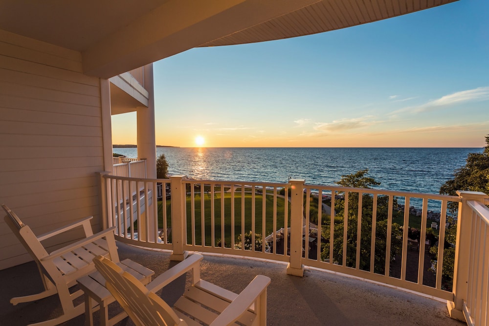 The Inn At Bay Harbor Autograph Collection 22/50