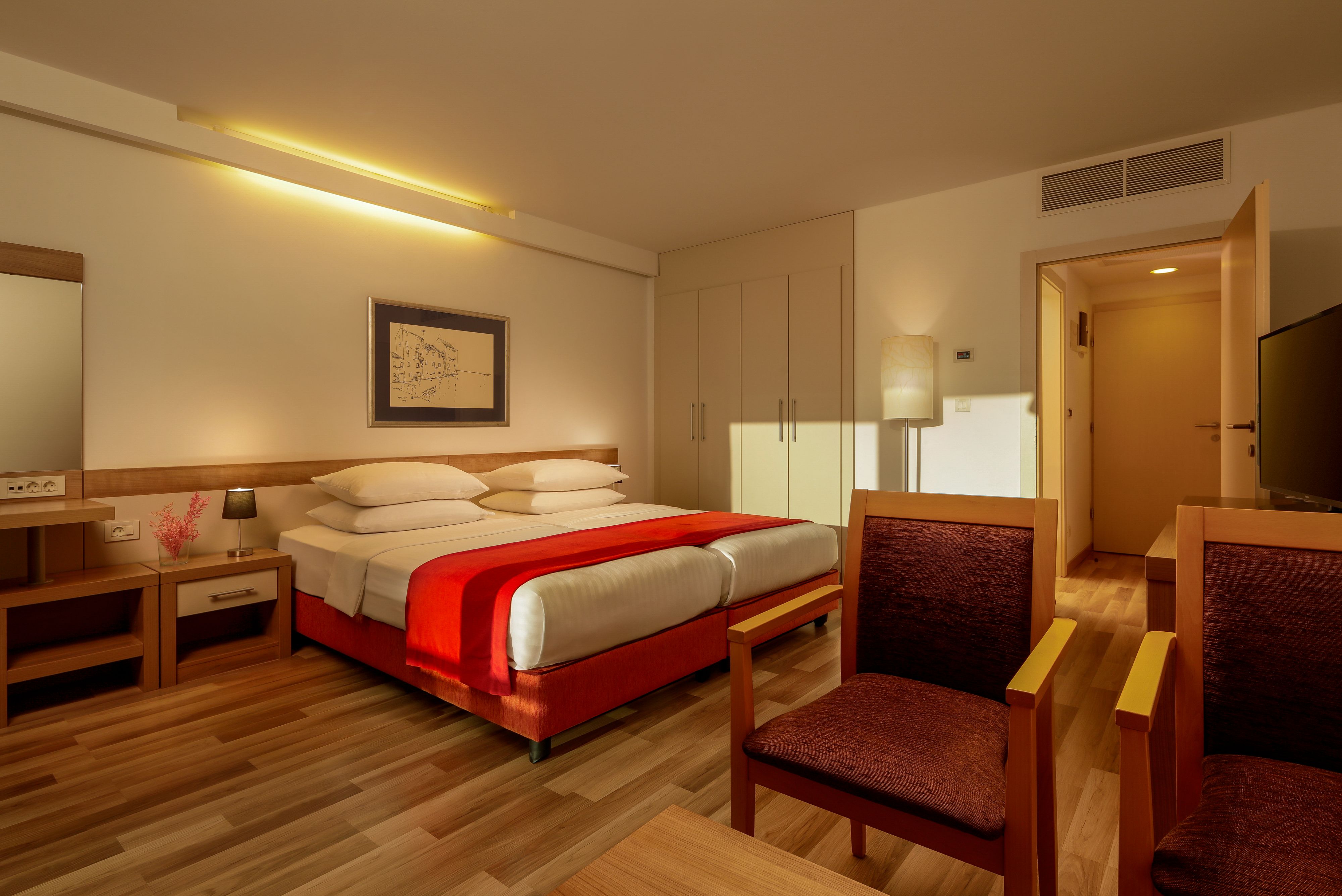 Premium, Twin Beds, Sea Side, Balcony، Hotel Aurora 2/3