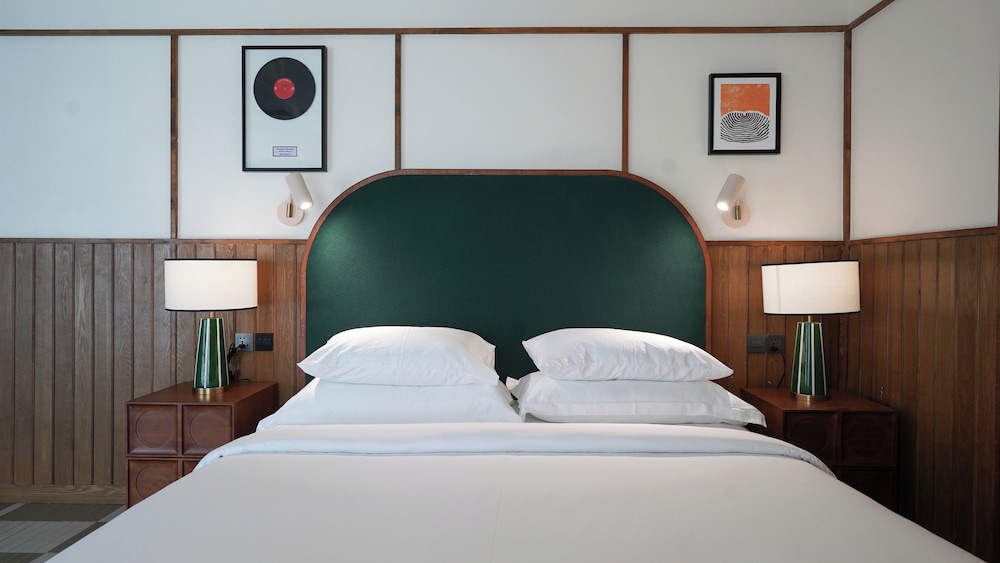 غرفة سيغنتشر رباعية بسرير كينج وسرير بطابقين، Sugar Marina Hotel POP, Kata Beach 4/10