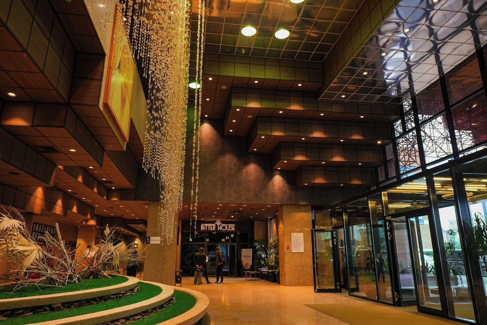 Chinggis Khaan Hotel 6/66
