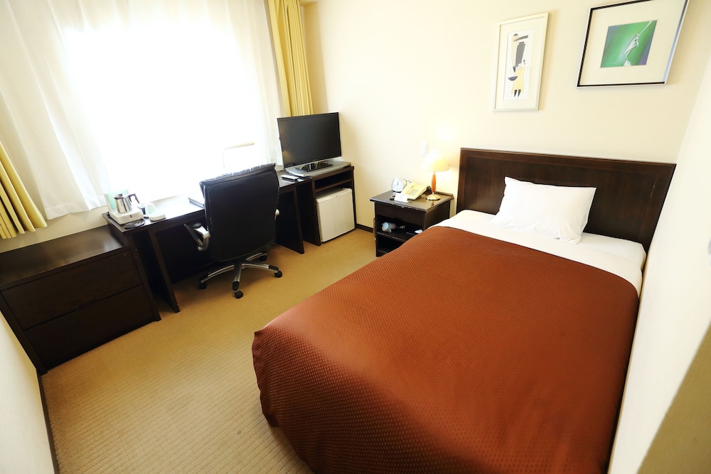 Laxio Inn 12/38
