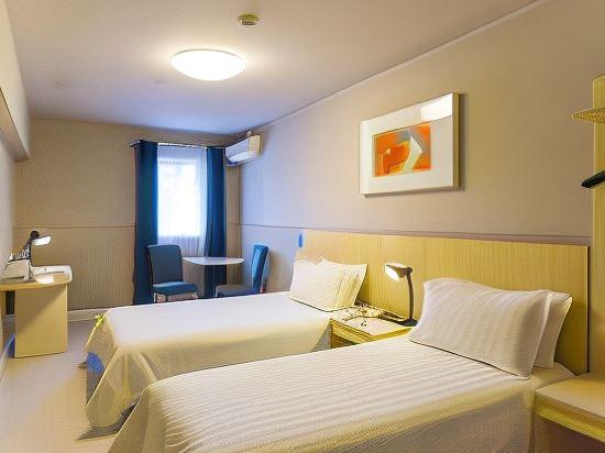 Lanai, Standard, Twin Beds