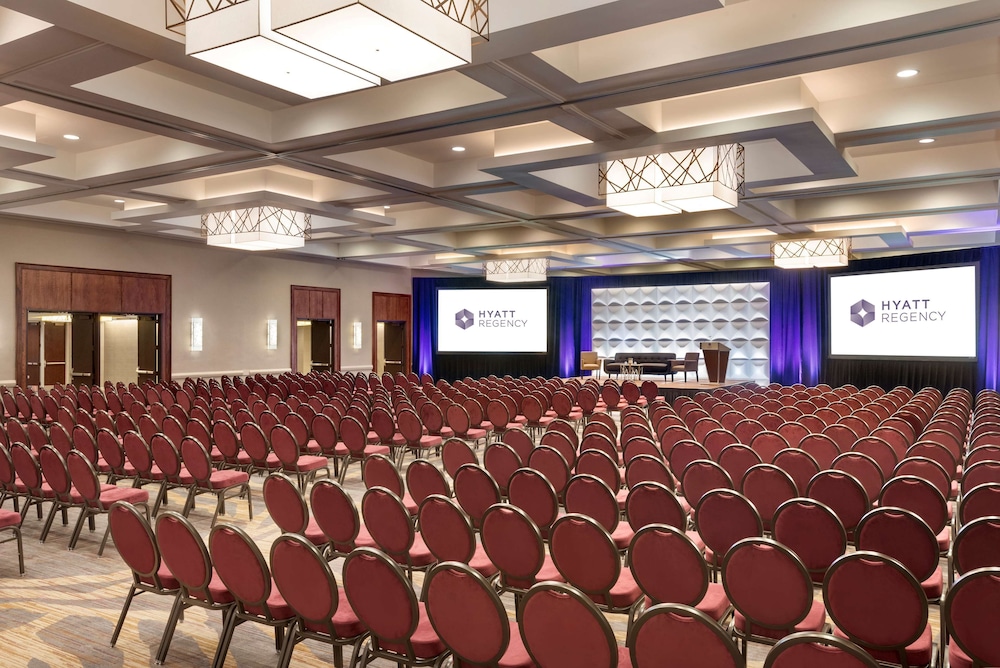 Hyatt Regency Louisville 35/44