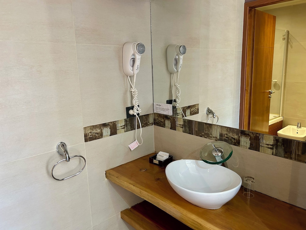 BAHIA PARAISO LUXURY SUITES 49/57