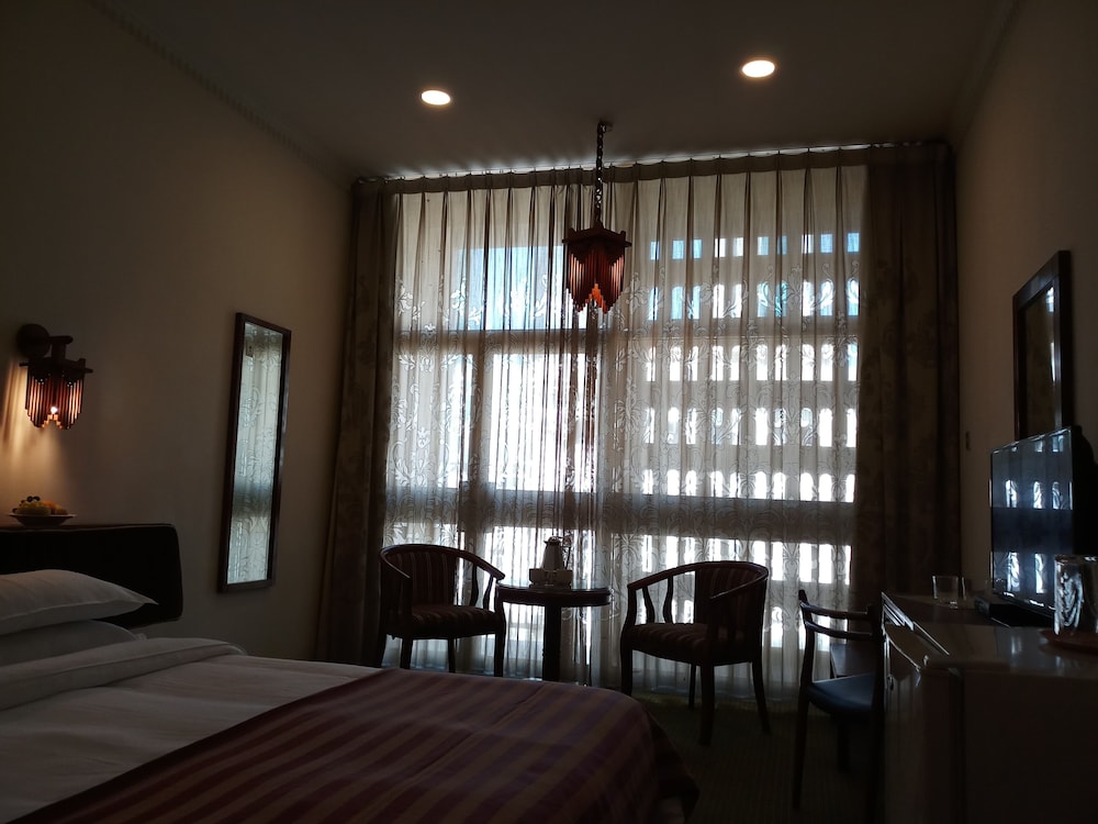 ORIENTAL PALACE HOTEL 24/52