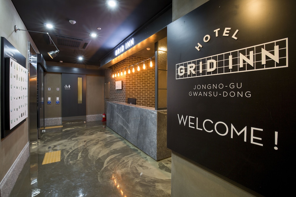 Grid Inn 4/38