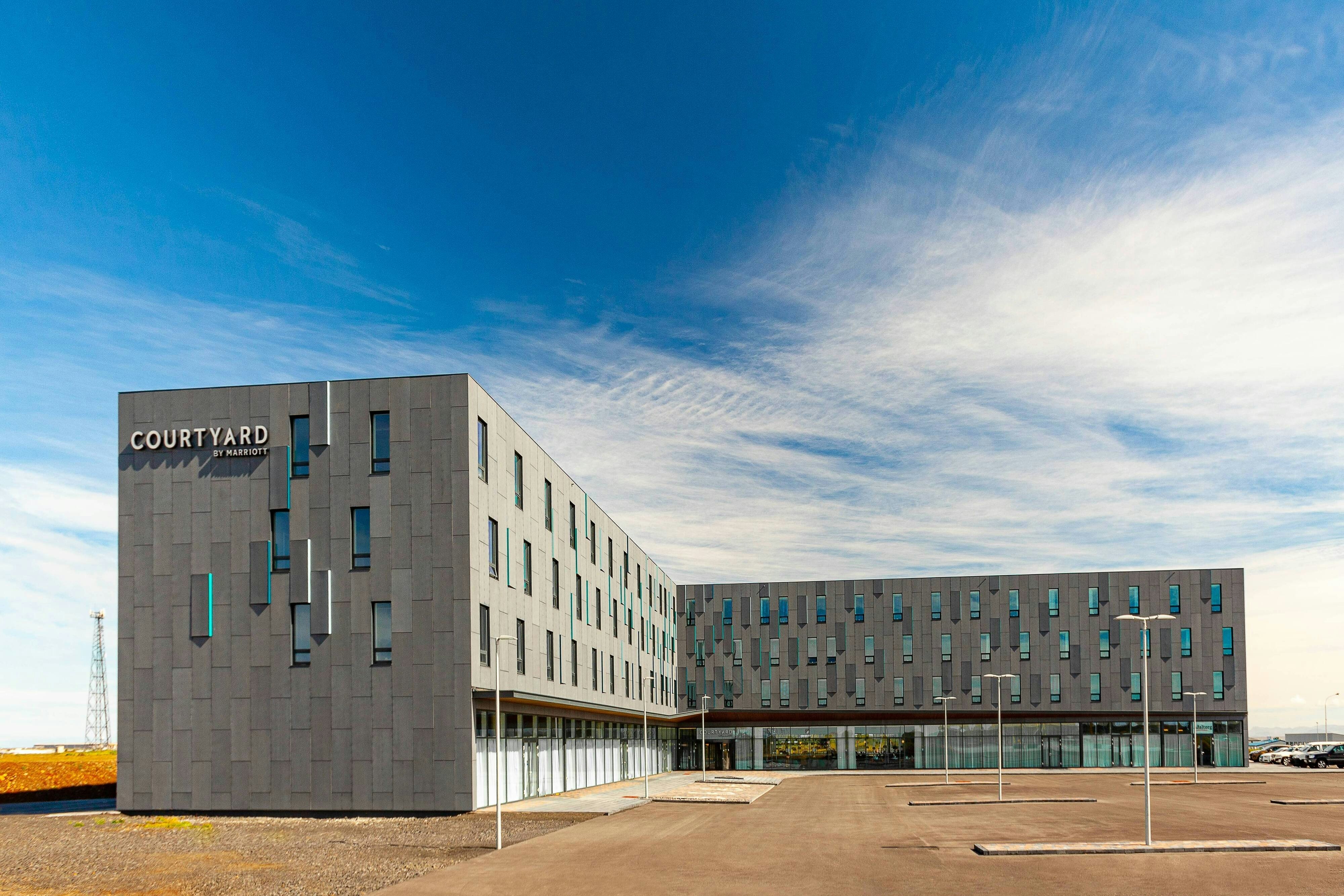 Courtyard by Marriott Reykjavik Keflavik Airport 1/14