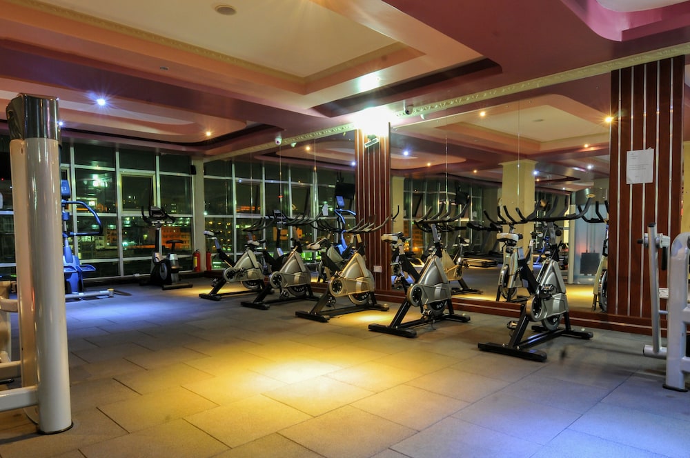HBT Russel Hotel 30/50