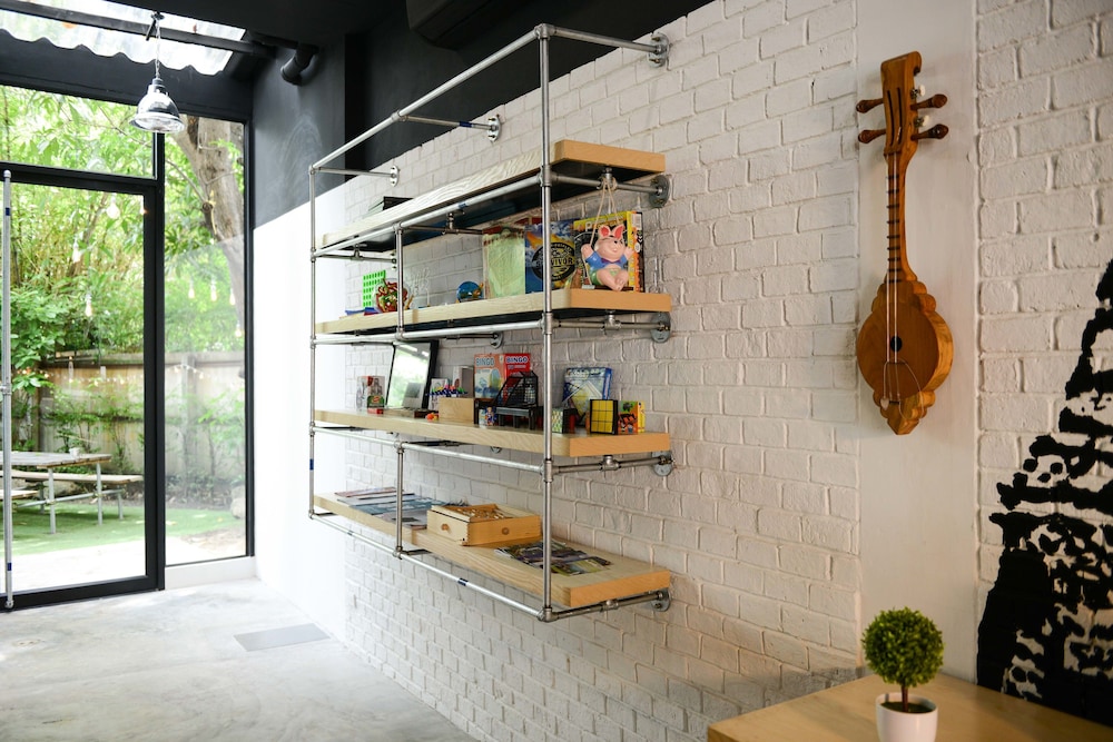 The Cube Hostel 52/56