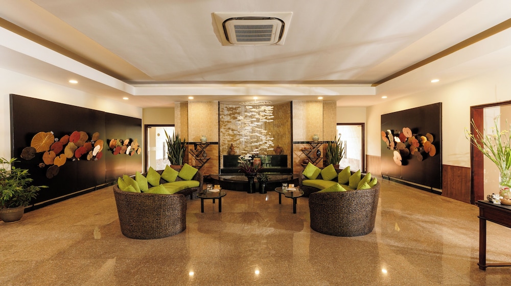 Diamond Bay Resort & Spa 53/74