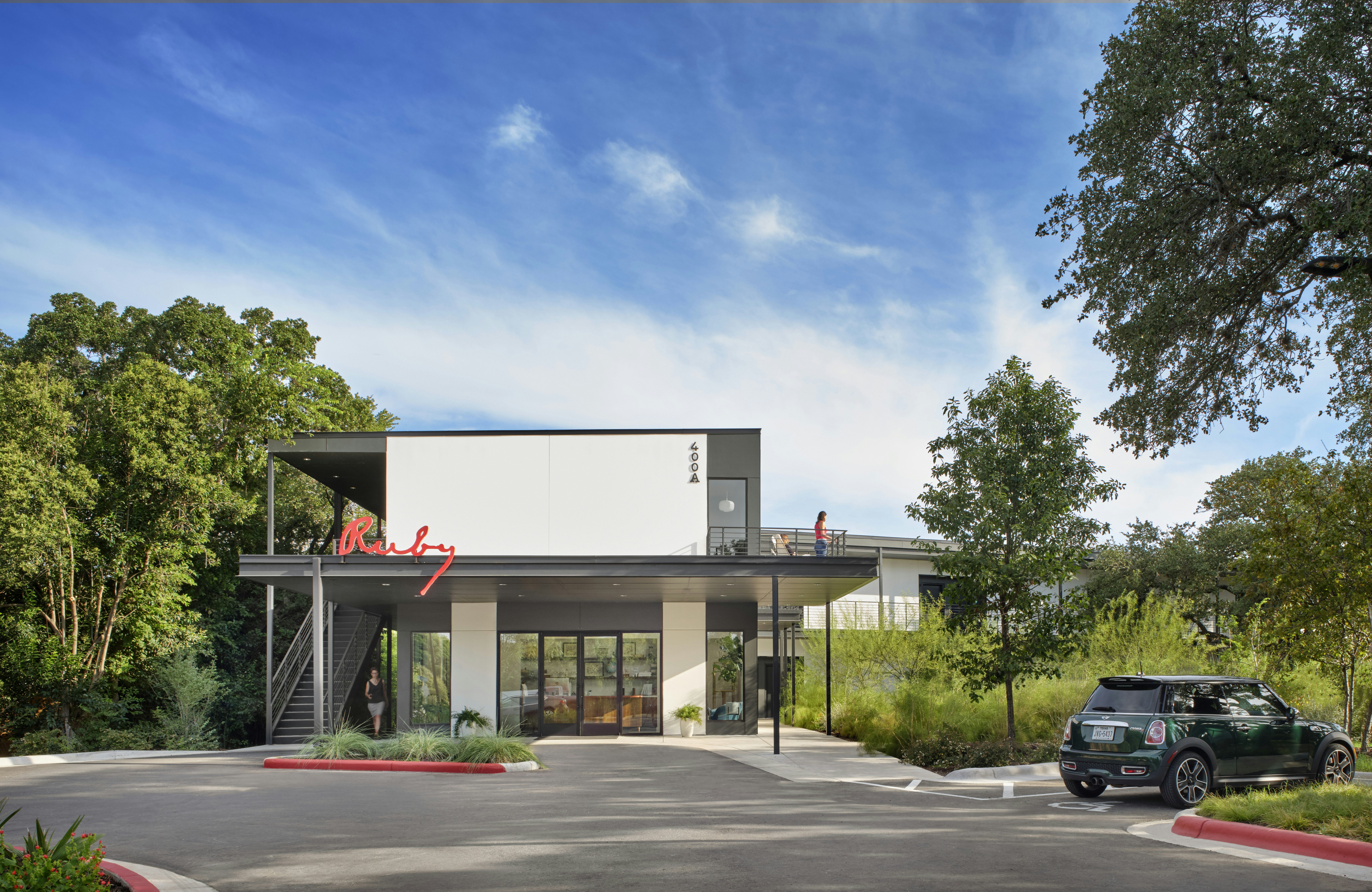 The Ruby Hotel 48/58