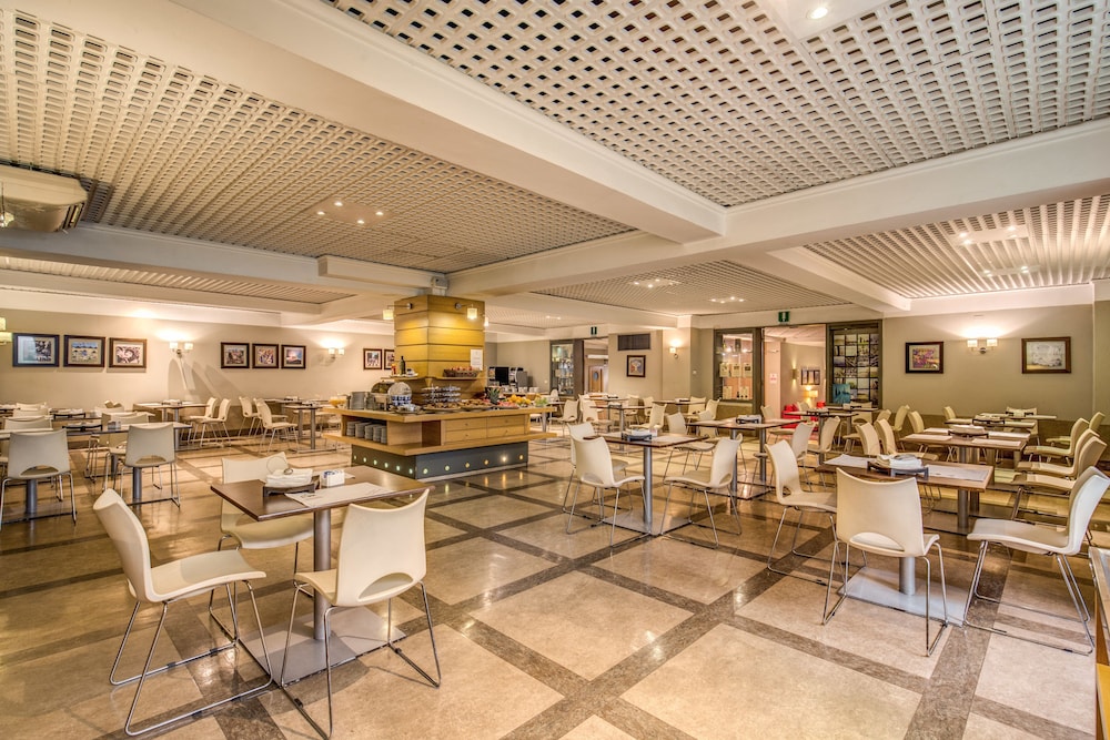 Hotel Delle Nazioni 42/50
