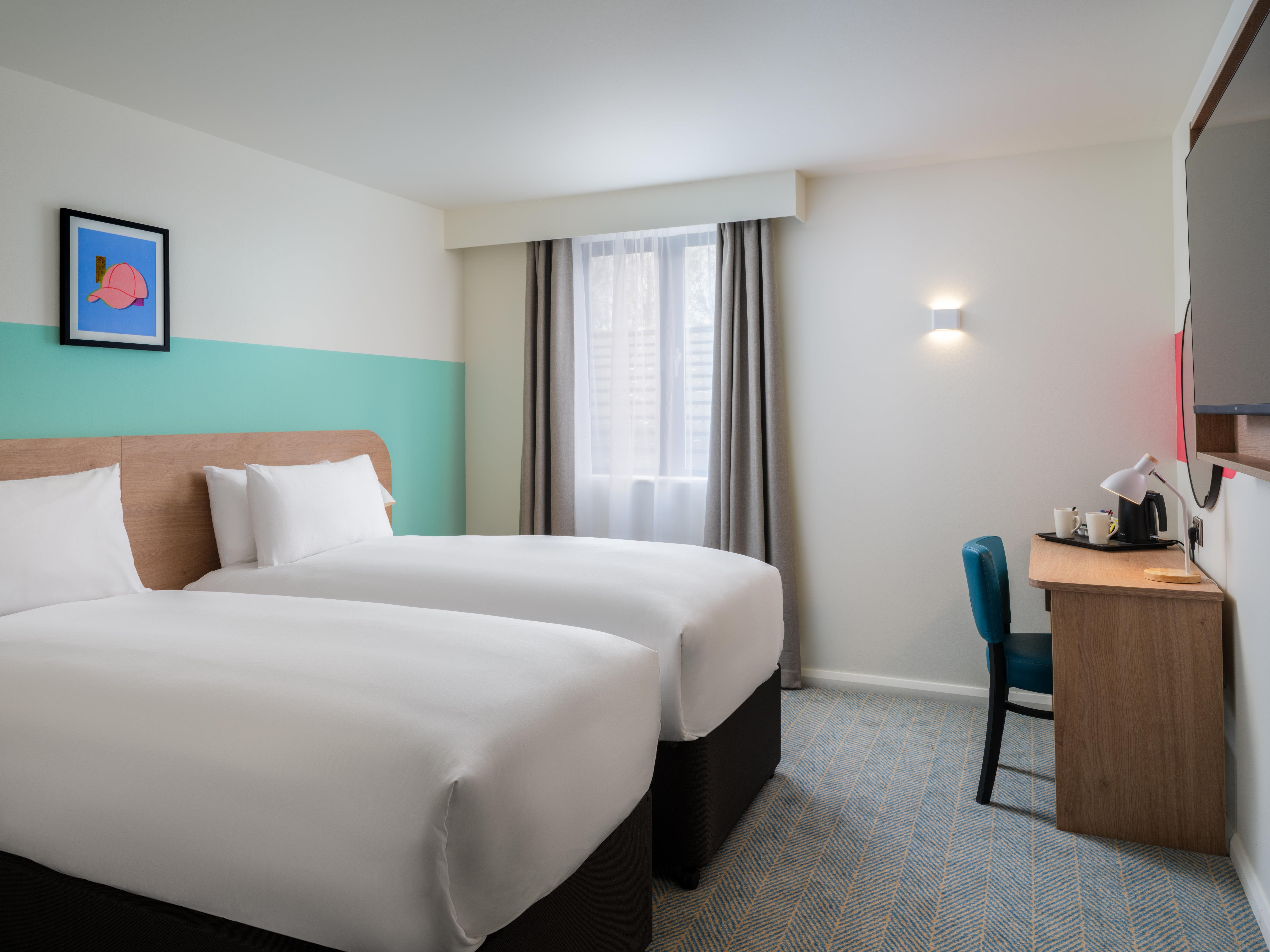 غرفة قياسية بسرير مزدوج أو سريرين منفصلين