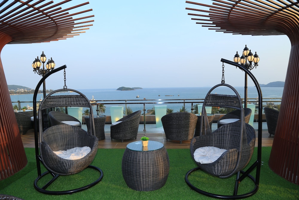 Phung Hung Boutique Hotel 42/62