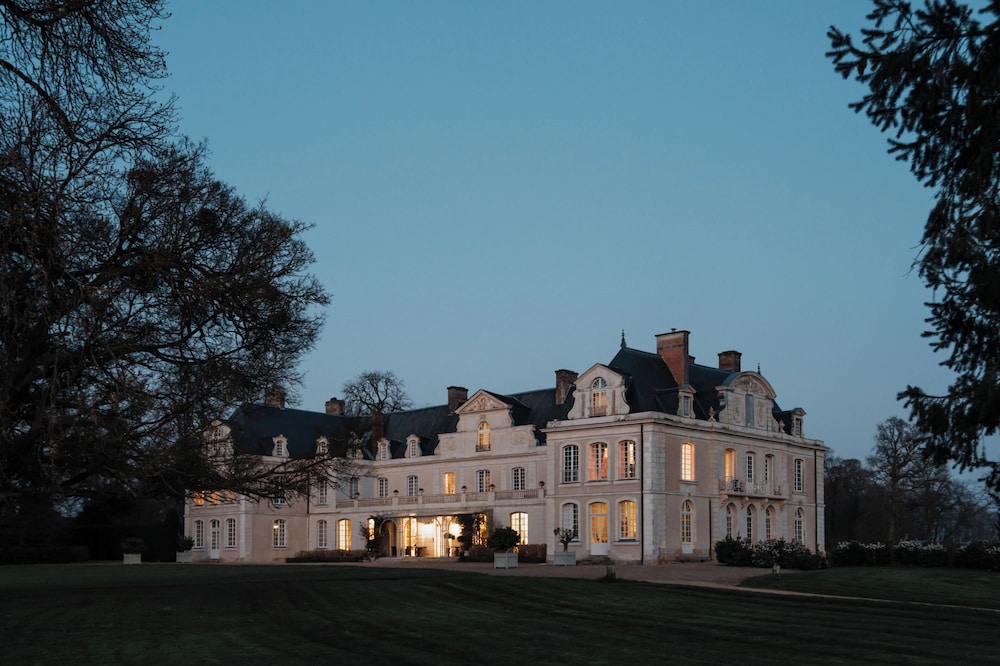 CHATEAU DE BRIOTTIERES 3/48