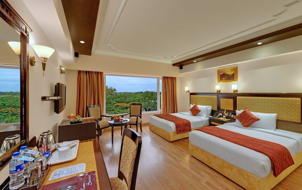 SRM HOTEL 5/41
