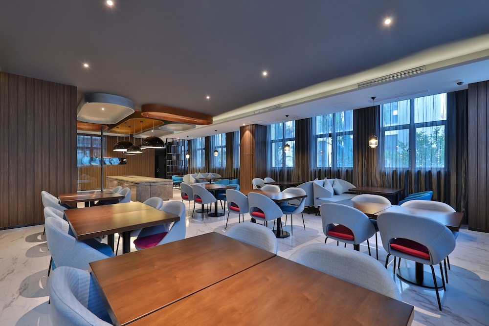Orange Hotel Select (Shanghai Pudong Airport Hotel) 24/31