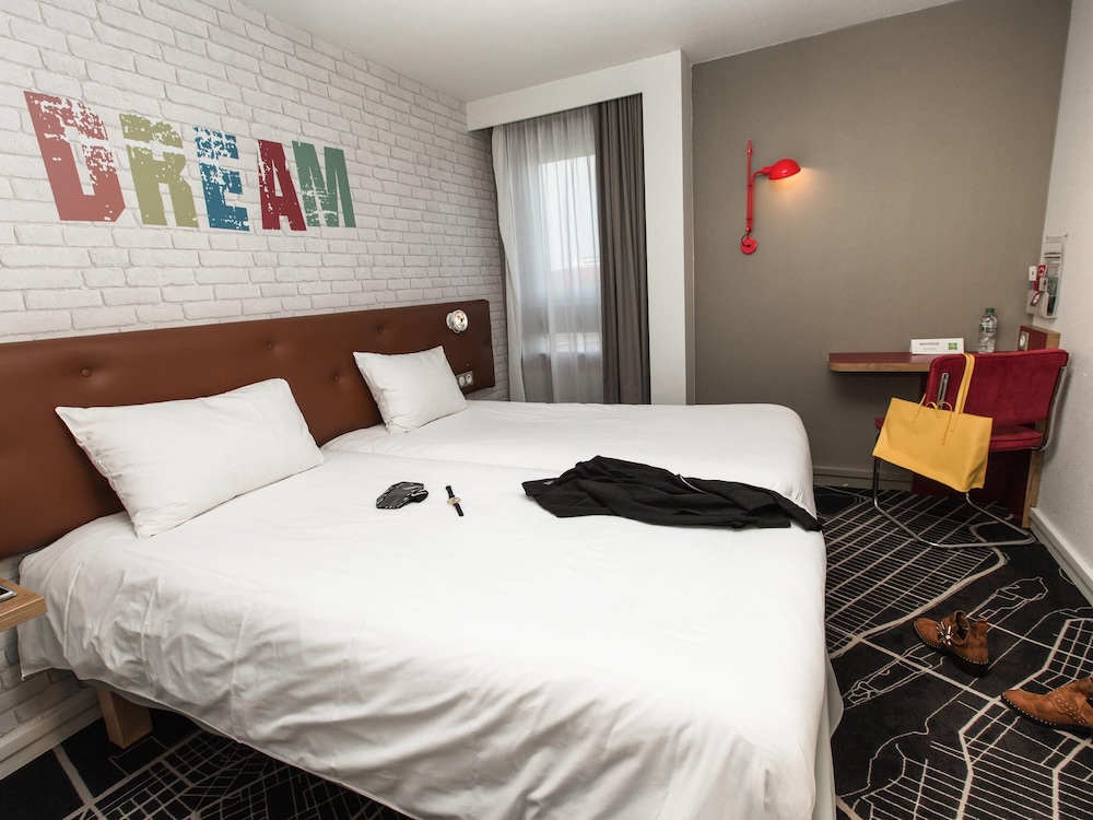 Ibis Styles Chartres 14/50