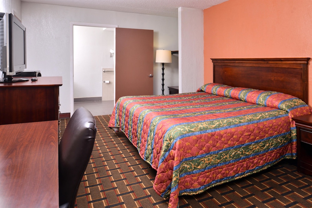 Americas Best Value Inn Richmond South 15/31