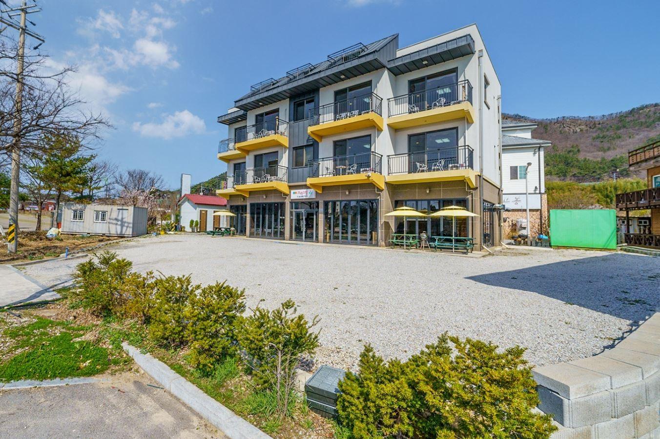 Buan Mohyang Crystal Pension 5/24