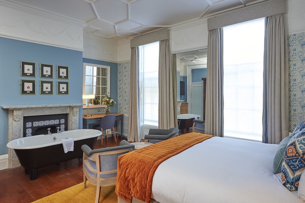 Signature, Suite, King Bed