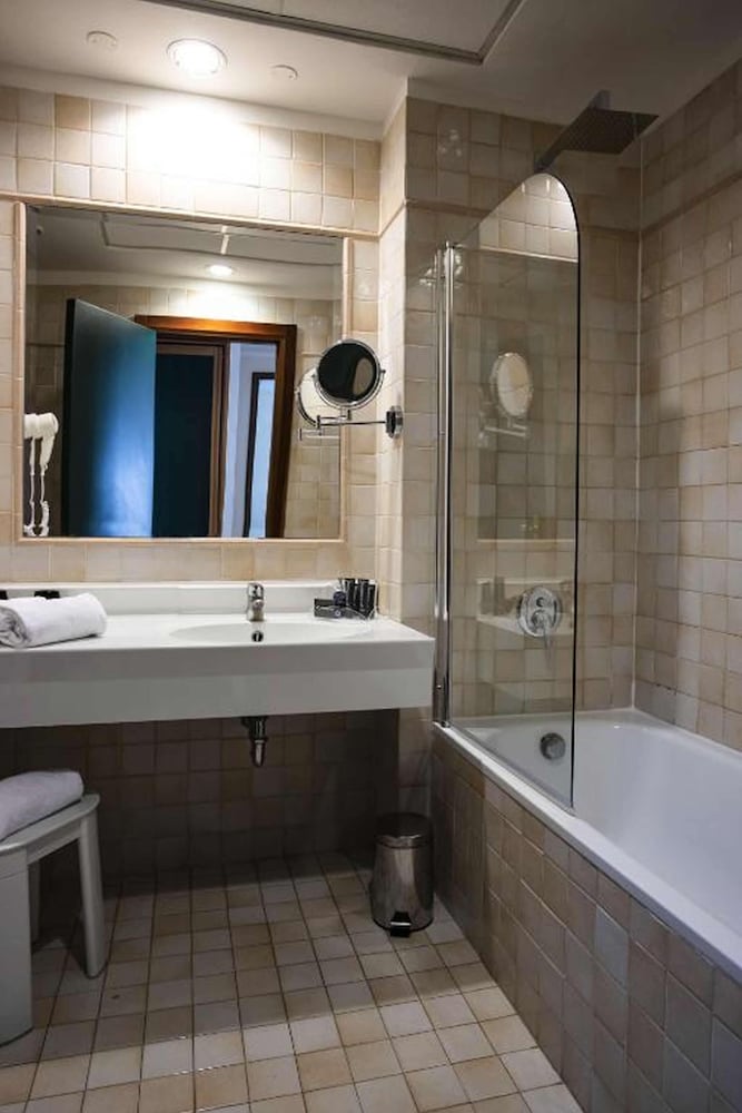 BV Oly Hotel 17/54
