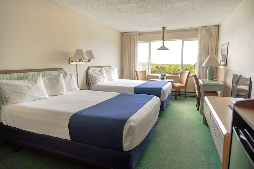Chateau Westport Resort 28/63