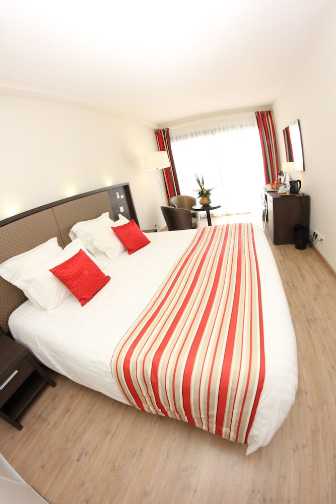 Splendid Hotel Camargue 5/41