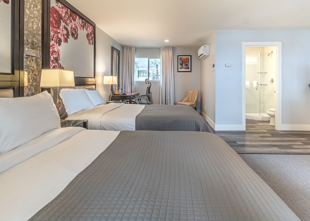 ROOM, 2 QUEEN BEDS