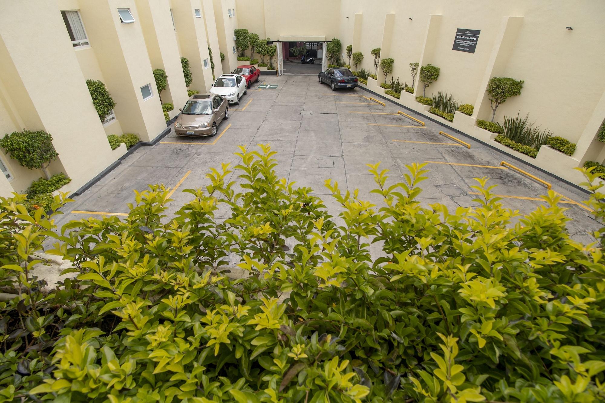 Hotel Emperador 46/55