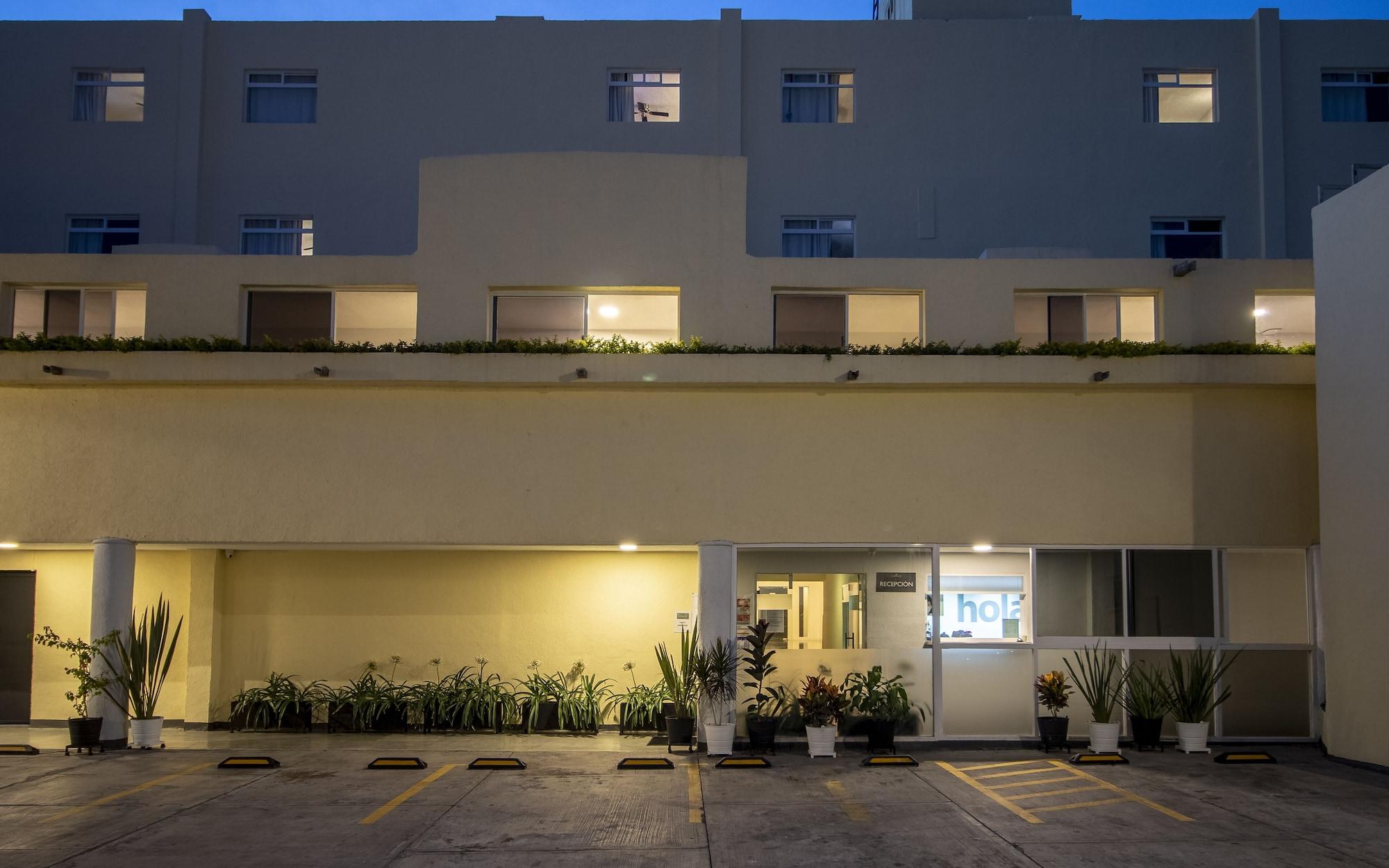 Hotel Emperador 1/55