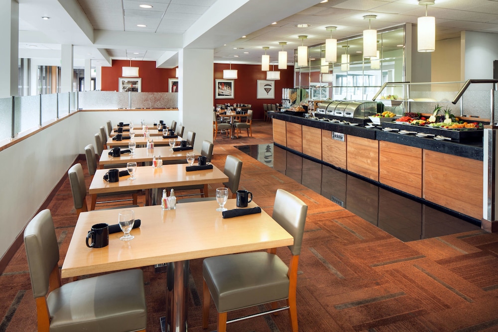 Four Points by Sheraton Los Angeles International Airport 27/33