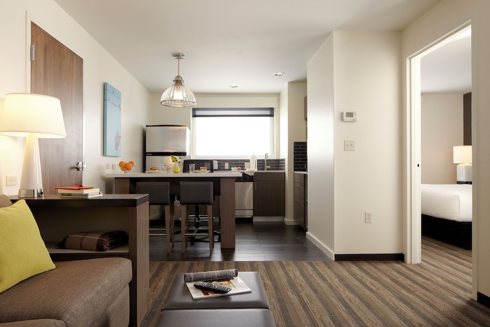 Hyatt House Schenectady / Mohawk Harbor 28/46