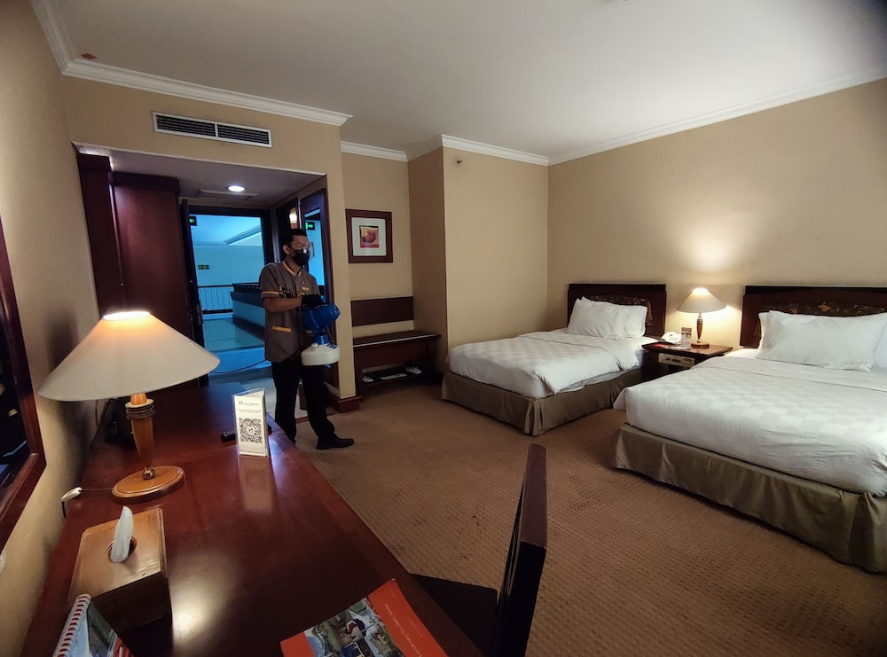 Swiss-Belhotel Tarakan 14/63