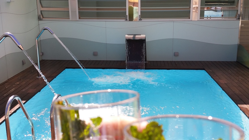 Ako Suite Hotel 15/37