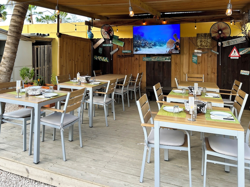 Sonrisa Boutique Hotel 44/50