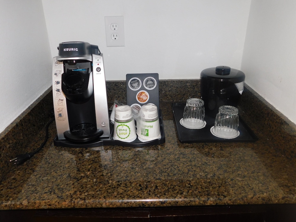 Holiday Inn Irving - Las Colinas, an IHG Hotel 17/64