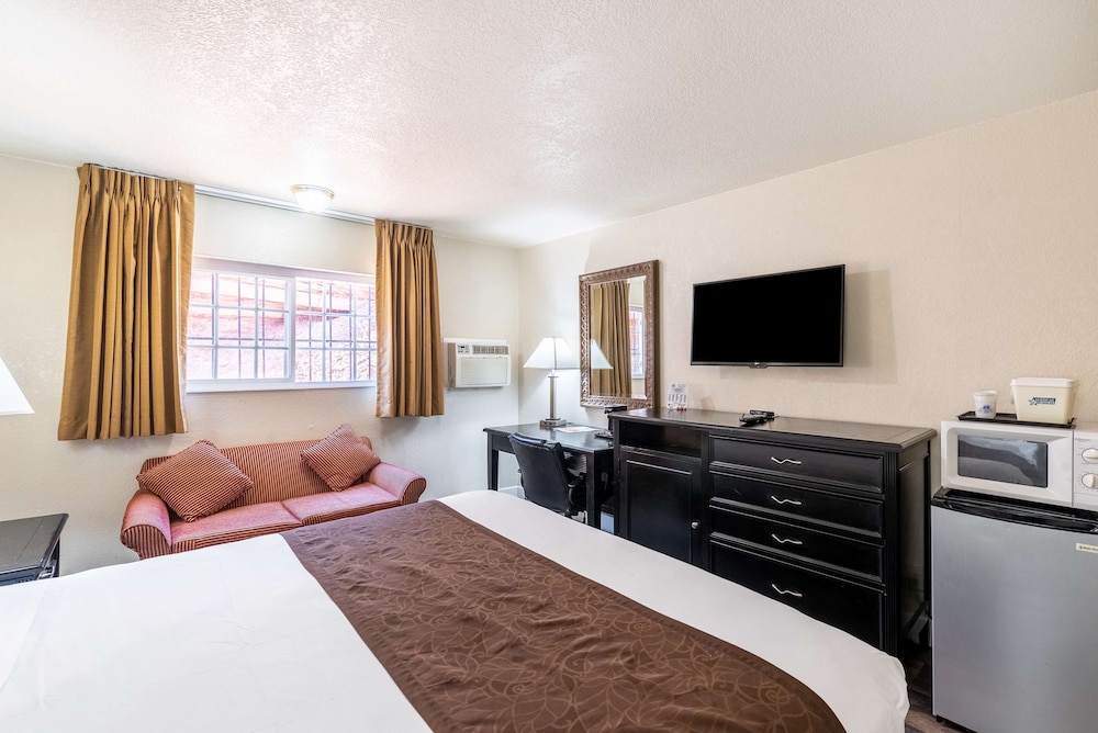 Americas Best Value Inn Suites Flagstaff 5/27